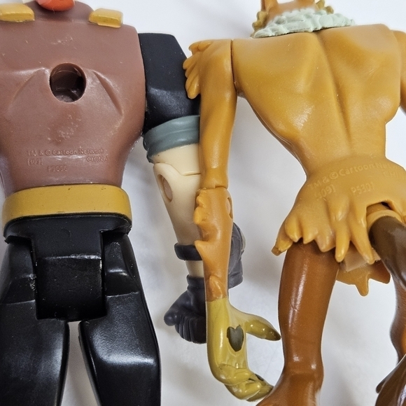 Secret Saturdays Doyle and Amarok Cartoon Network Action Figure Set 2009 - Picture 5 of 5